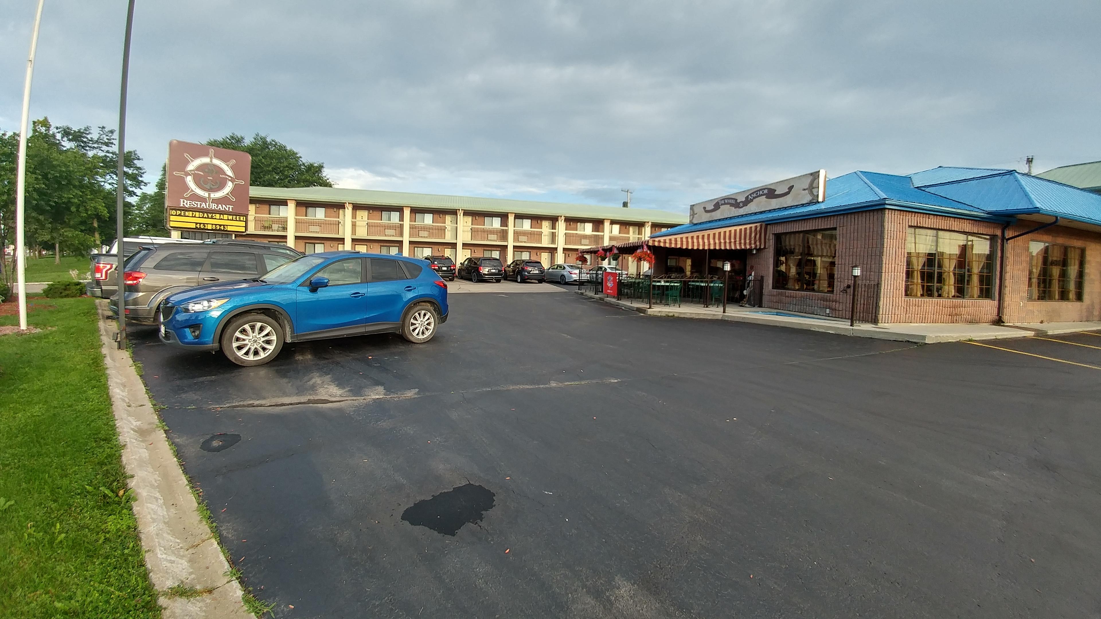 Quality Inn & Suites 1000 Islands Gananoque Eksteriør billede